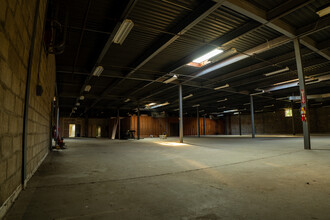 732 N 16th St, Allentown, PA for lease Interior Photo- Image 2 of 9