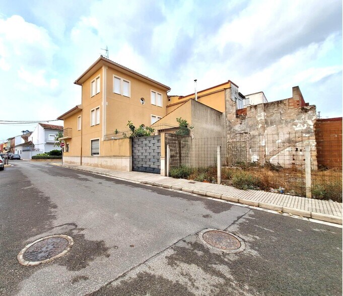 Land in València for sale - Building Photo - Image 3 of 8