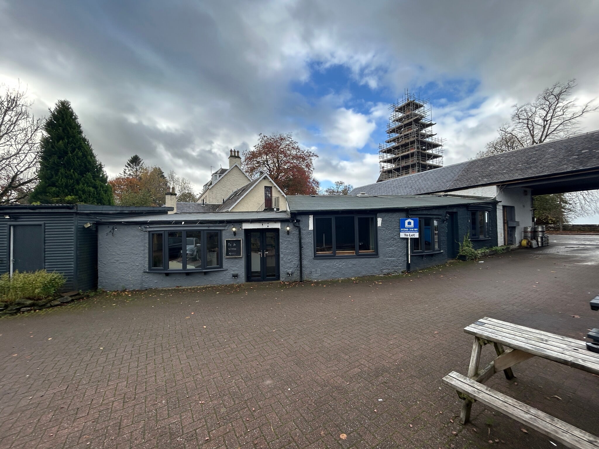 4 Balfron Rd, Killearn for lease Building Photo- Image 1 of 2