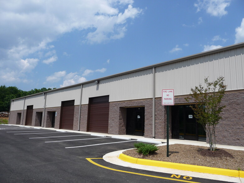 24 Synan Rd, Fredericksburg, VA for lease - Building Photo - Image 1 of 9