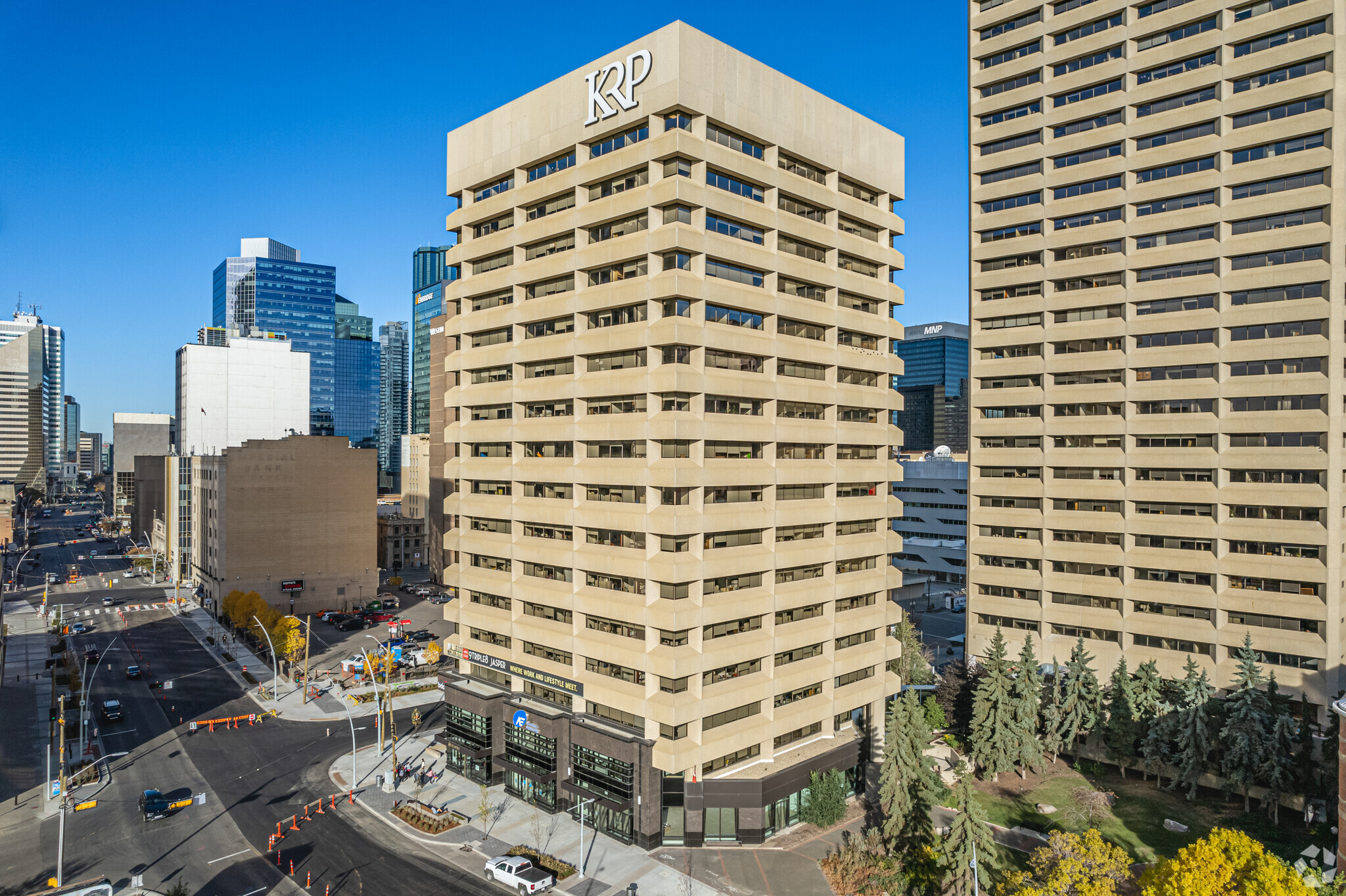 9888 Jasper Ave NW, Edmonton, AB for lease Building Photo- Image 1 of 11