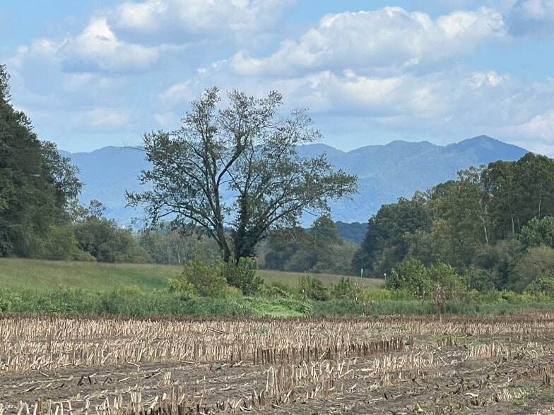 3480 Airport Rd, Marble, NC for sale - Primary Photo - Image 1 of 18