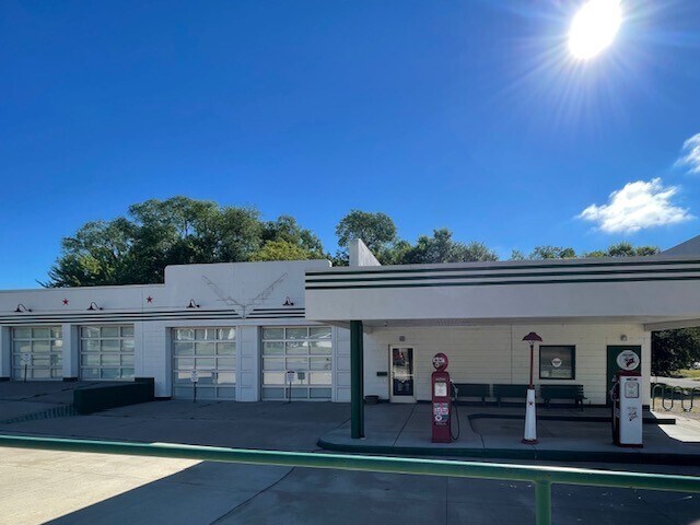 2113 3rd St, Eau Claire, WI for sale Building Photo- Image 1 of 1