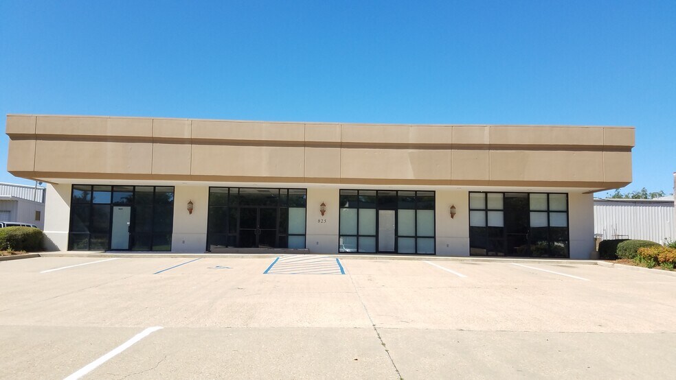 825 Wilson Dr Ridgeland Ms 39157 Officeretail For Lease Loopnet Com