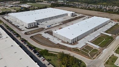 310 Cypress Hill Dr, McKinney, TX for lease Interior Photo- Image 2 of 2