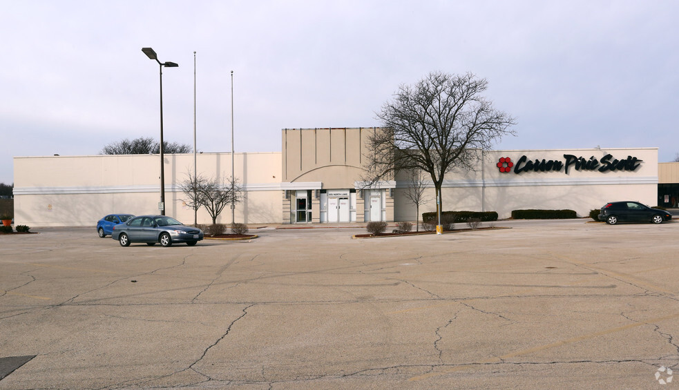 970 N Lake St, Aurora, IL for lease - Building Photo - Image 3 of 5