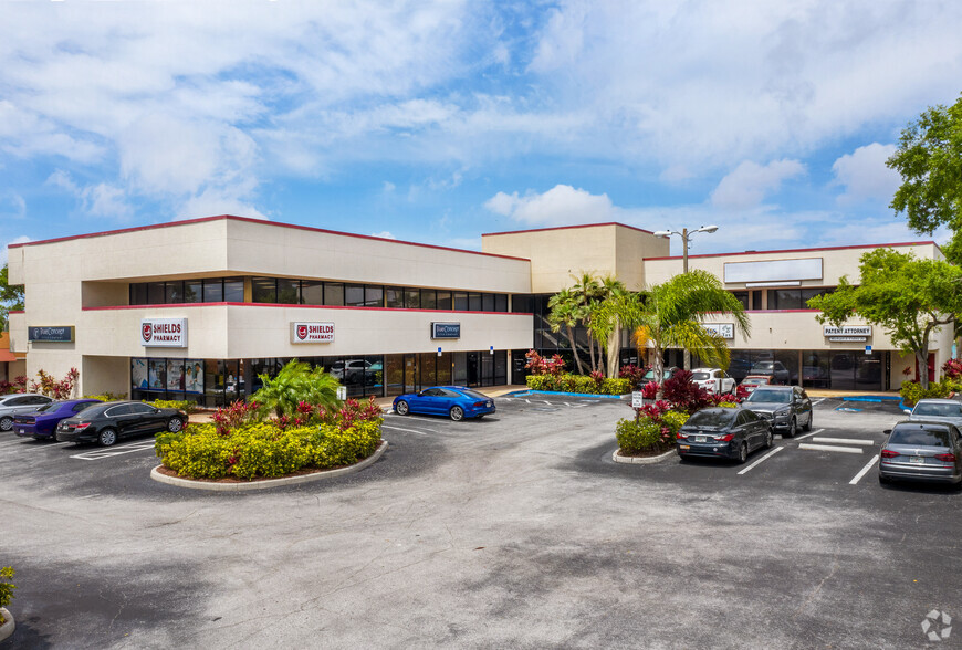 2196 Main St, Dunedin, FL for lease - Primary Photo - Image 1 of 7