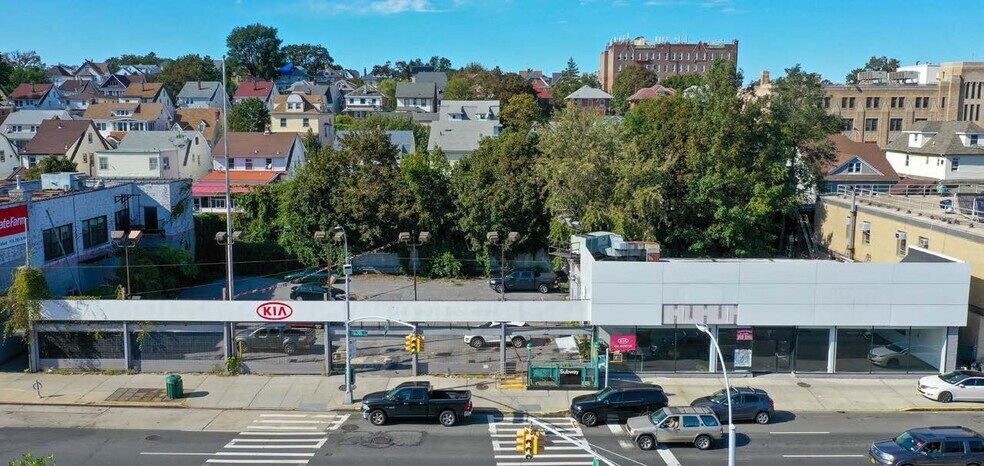 Retail in Jamaica, NY for sale - Primary Photo - Image 1 of 1