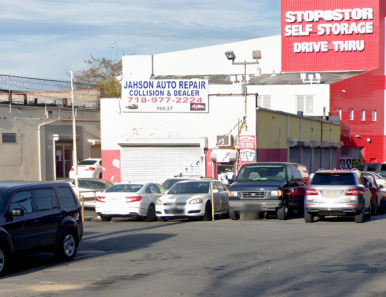 169-01 Baisley Blvd, Jamaica, NY for sale - Primary Photo - Image 1 of 2