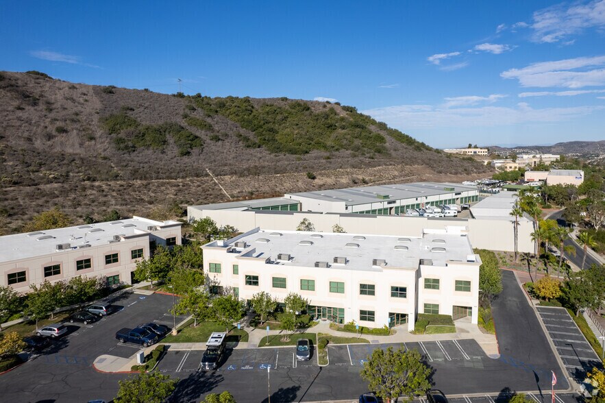 232 Avenida Fabricante, San Clemente, CA for sale - Aerial - Image 3 of 10