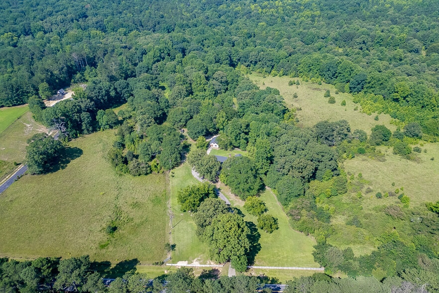 1421 Drowning Creek Rd, Dacula, GA for sale - Building Photo - Image 3 of 4