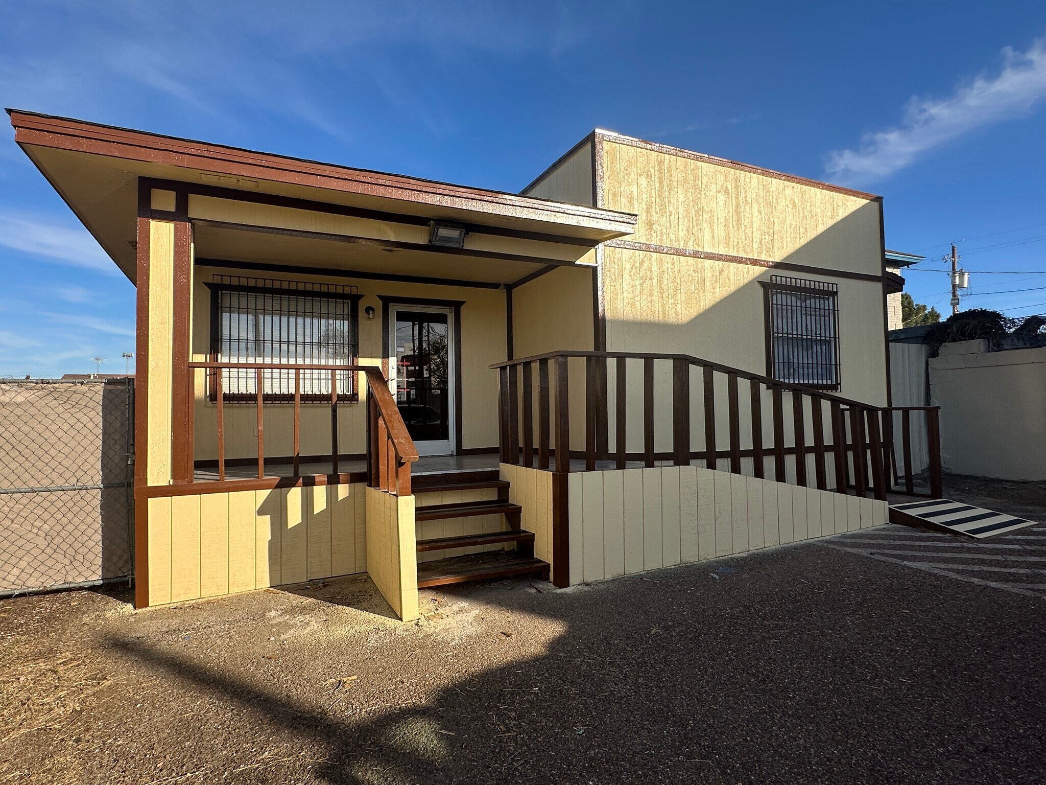 2315 US HWY 83 hwy, Laredo, TX for sale Primary Photo- Image 1 of 1