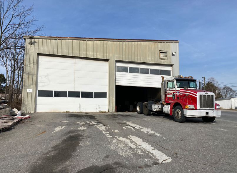 90 W Main St, New Market, MD for sale - Building Photo - Image 2 of 13