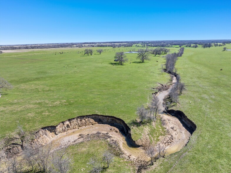 458 Bluhm Rd, West, TX for sale - Aerial - Image 3 of 9