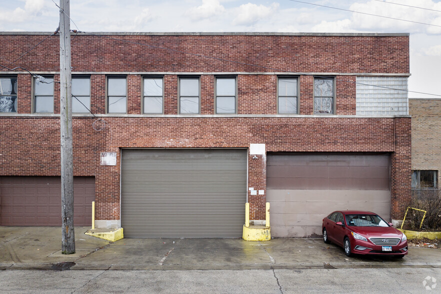 5841 W Dickens Ave, Chicago, IL for sale - Building Photo - Image 3 of 6