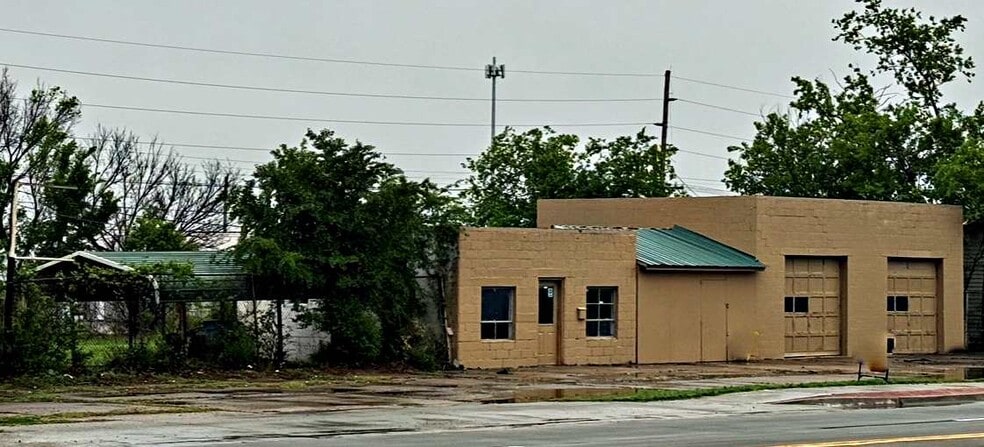 728 Main St, Cushing, OK for sale - Primary Photo - Image 1 of 2