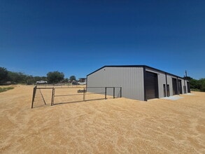 3782 FM 725, New Braunfels, TX for lease Interior Photo- Image 1 of 13