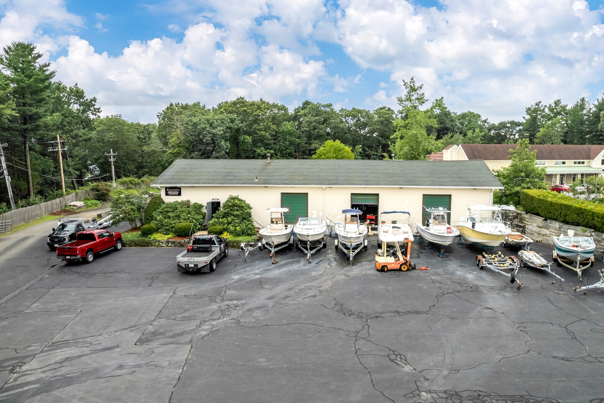 161 S Main St, Middleton, MA 01949