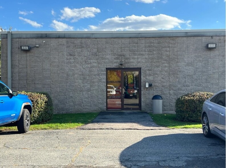 310 South St, Plainville, MA for lease - Building Photo - Image 3 of 13