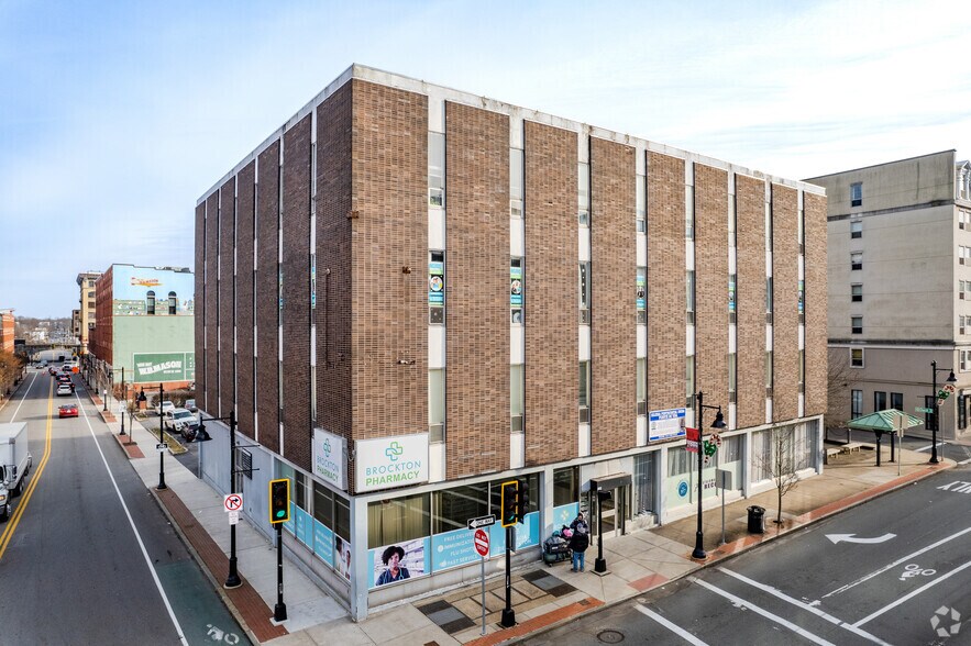 90 Main St, Brockton, MA for sale - Primary Photo - Image 1 of 1