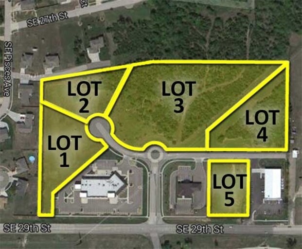 SE 29th St, Topeka, KS for sale Primary Photo- Image 1 of 1