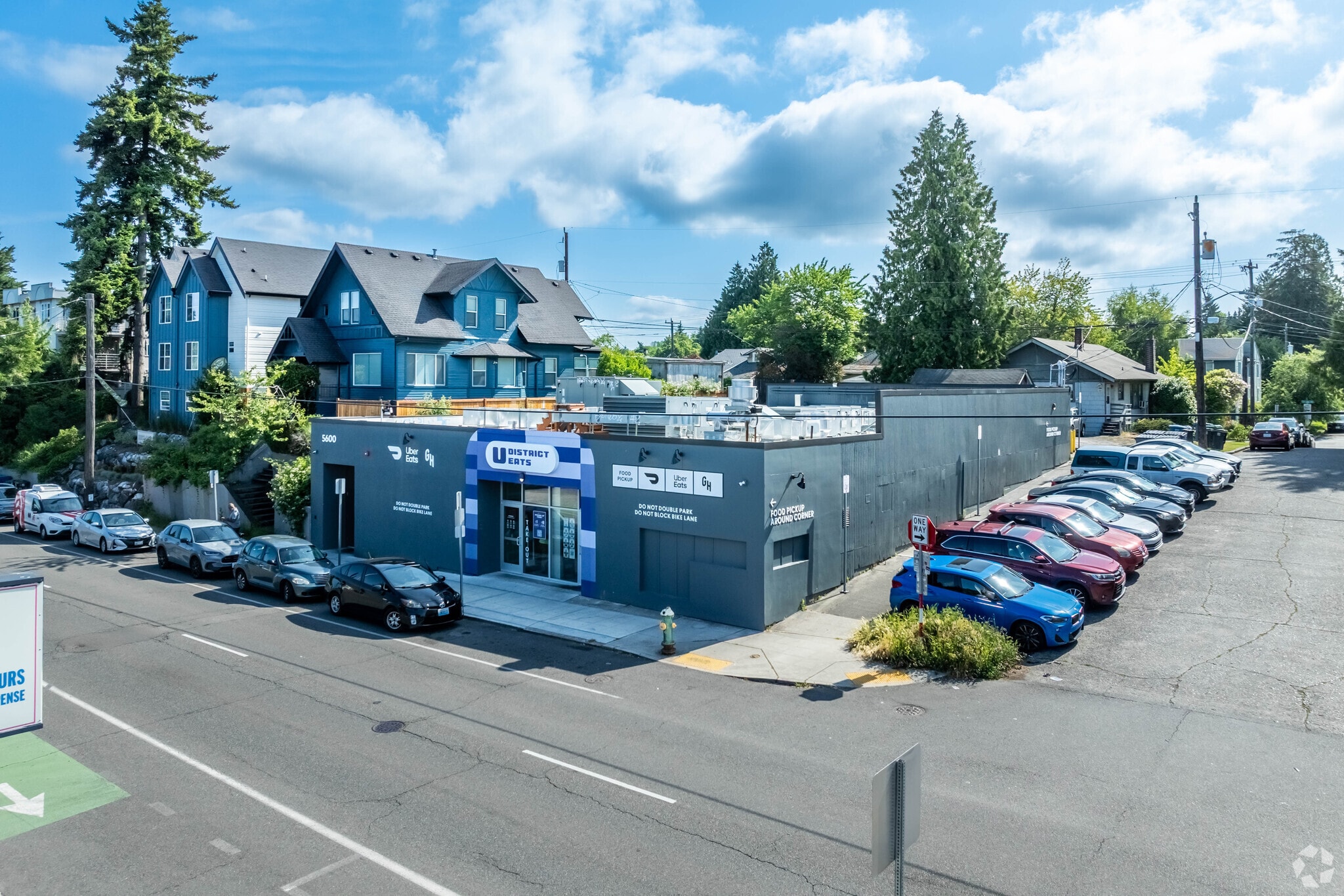 5600 Roosevelt Way, Seattle, WA for lease Building Photo- Image 1 of 28