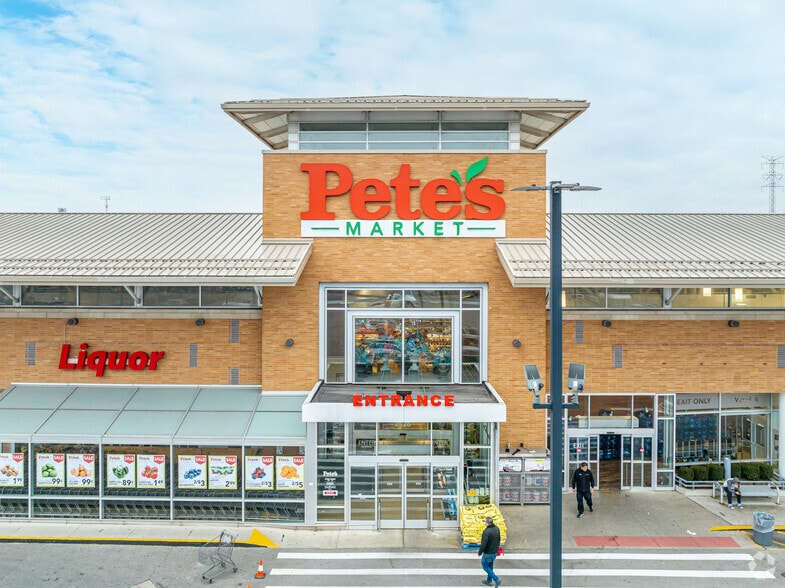 2504-2548 W Cermak Rd, Chicago, IL for lease - Building Photo - Image 2 of 11