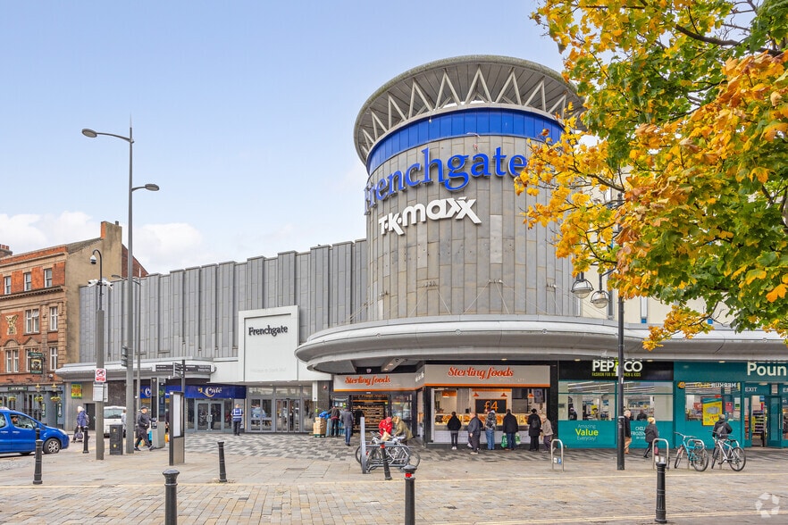 St Sepulchre Gate, Doncaster for lease - Building Photo - Image 2 of 9