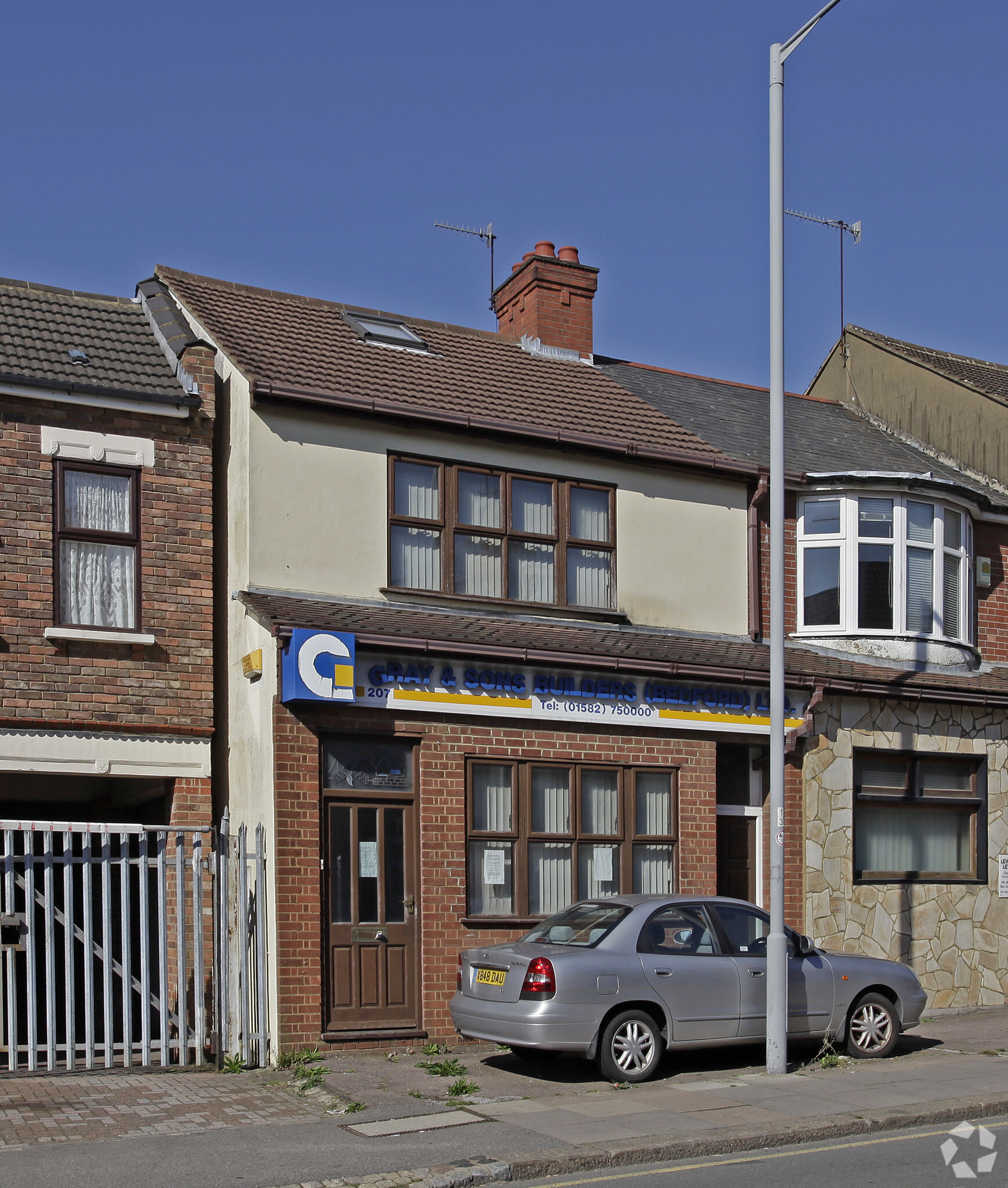 207 High Town Rd, Luton for sale Primary Photo- Image 1 of 1