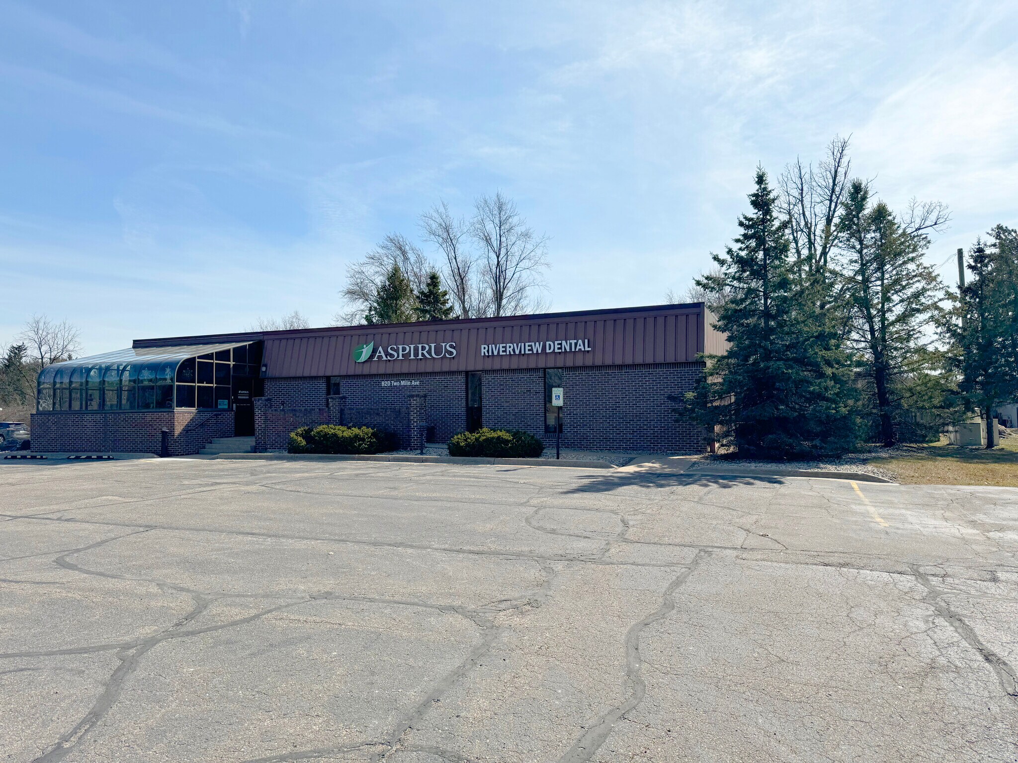 820 Two Mile Ave, Wisconsin Rapids, WI for sale Primary Photo- Image 1 of 1