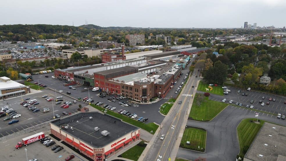 595 Blossom Rd, Rochester, NY for sale - Building Photo - Image 1 of 1