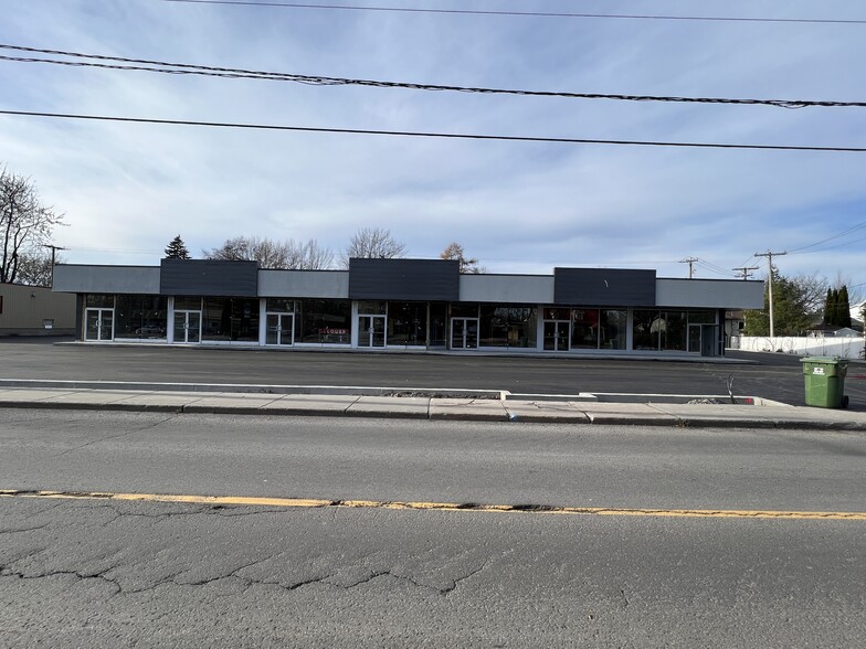 349-359 Ch De La Grande-Cote, Boisbriand, QC for lease - Building Photo - Image 2 of 11