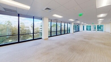 1401 Forum Way, West Palm Beach, FL for lease Interior Photo- Image 2 of 2