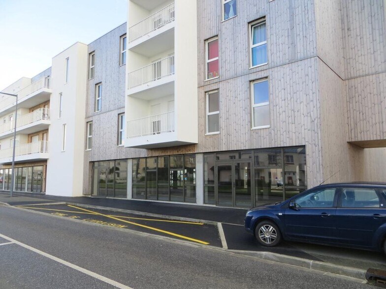 Retail in Brest for sale - Building Photo - Image 1 of 3