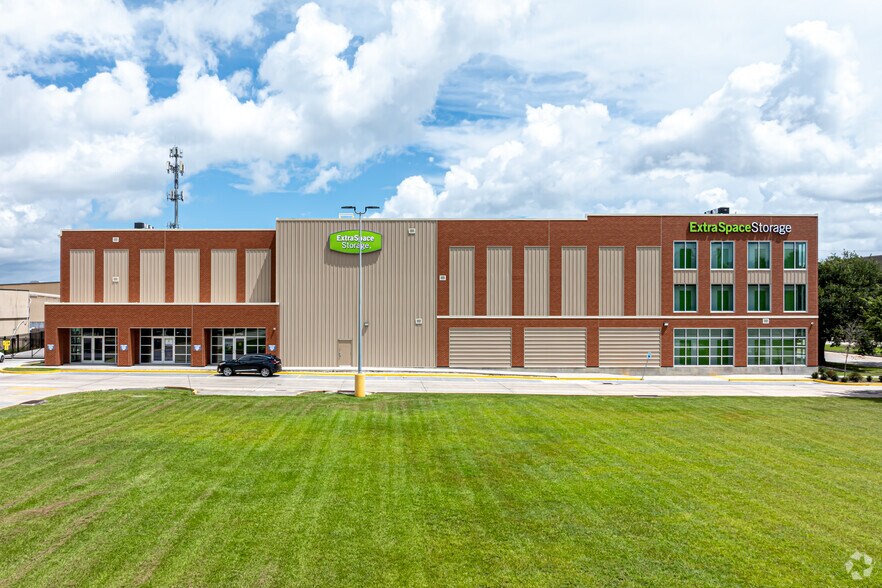 6750 Franklin Ave, New Orleans, LA for lease - Building Photo - Image 2 of 4