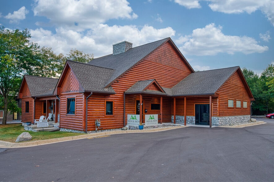 51 Chilson Rd, Howell, MI for sale - Building Photo - Image 2 of 25