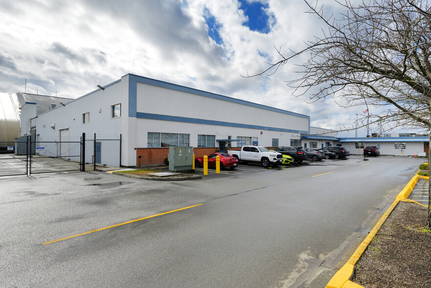 3220 100th St SW, Everett, WA for lease - Building Photo - Image 2 of 24