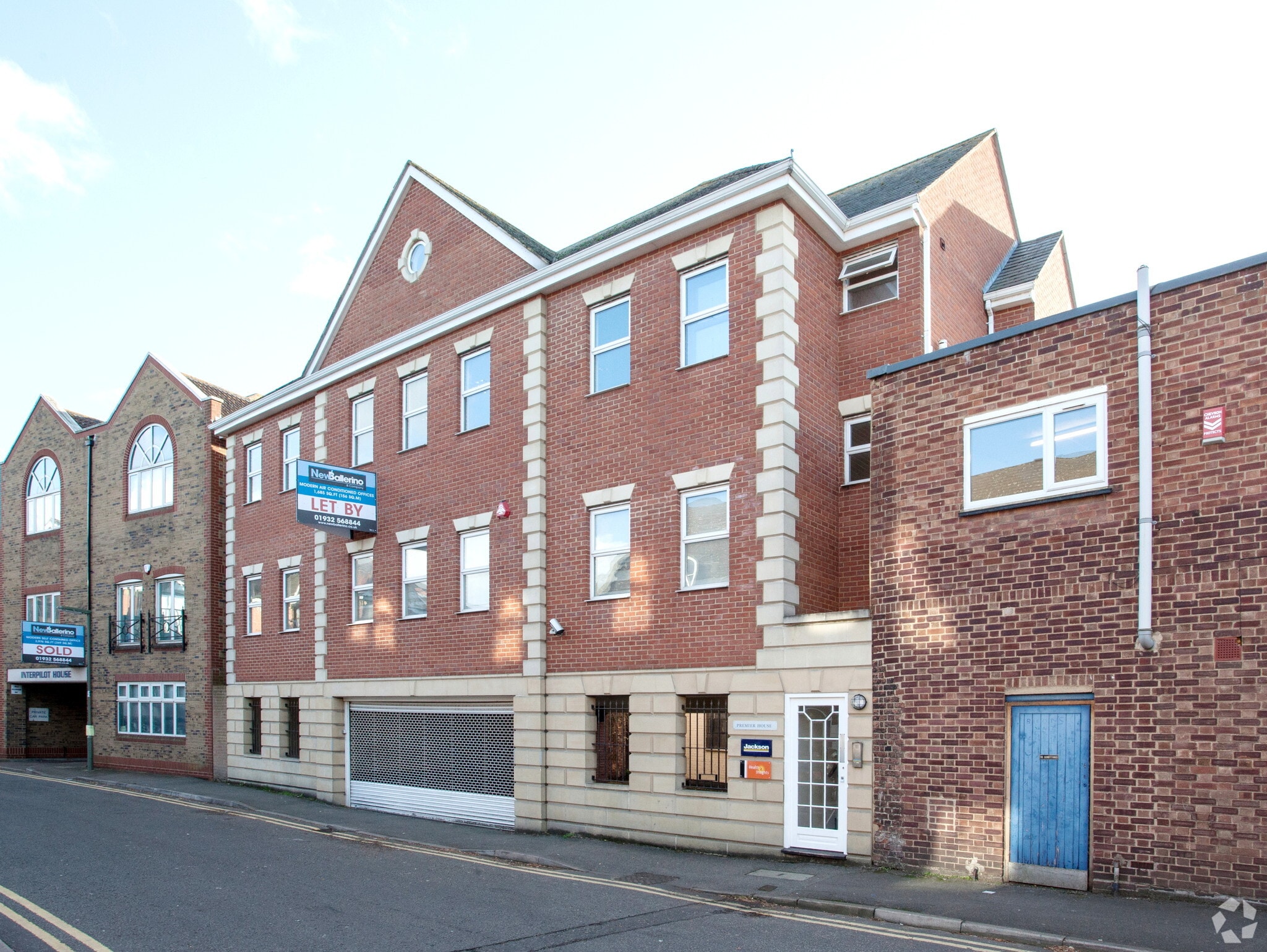 Gogmore Ln, Chertsey for sale Primary Photo- Image 1 of 1