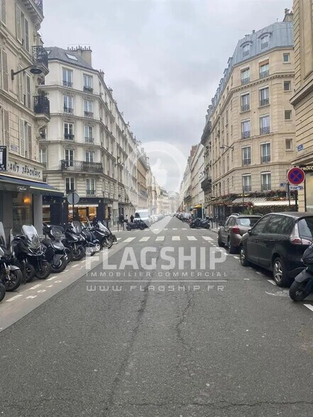 Retail in Paris for lease - Building Photo - Image 2 of 3