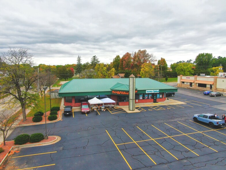 316 Division St, Stevens Point, WI for lease - Building Photo - Image 1 of 12