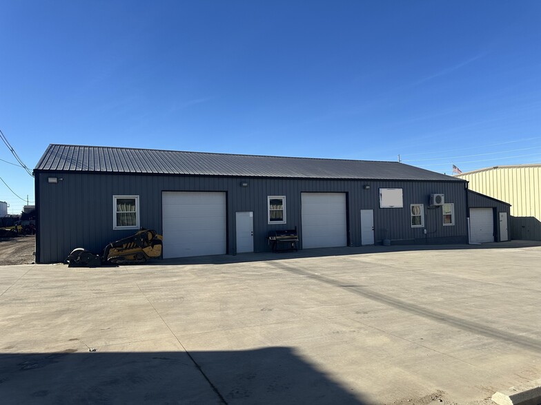 1821 W Hovey Ave, Normal, IL for lease - Building Photo - Image 1 of 2