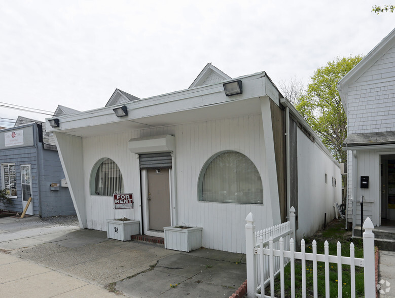 78 Terry St, Patchogue, NY for sale - Building Photo - Image 2 of 3