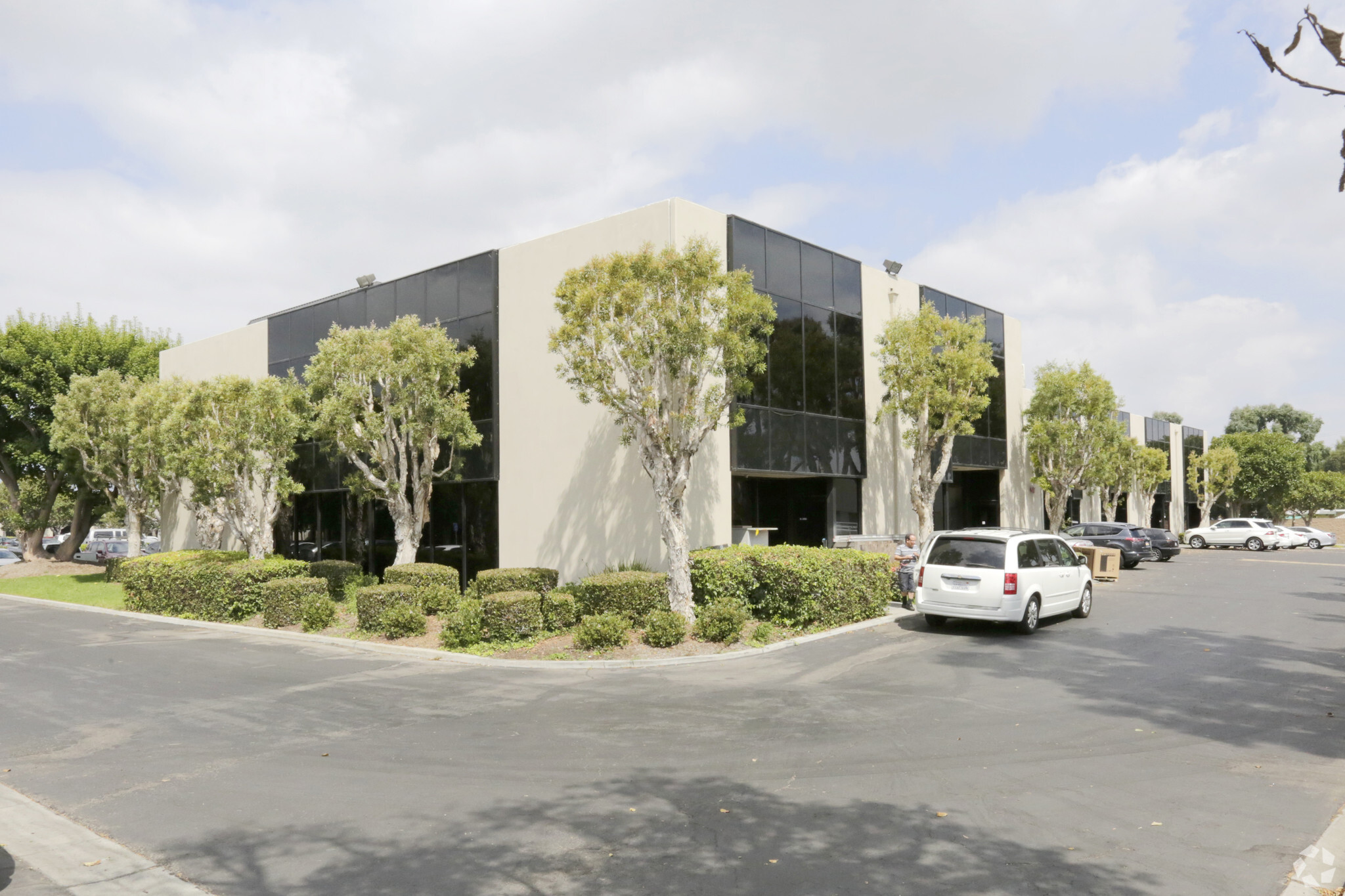 350 S Crenshaw Blvd, Torrance, CA 90503 - Torrance | LoopNet.com