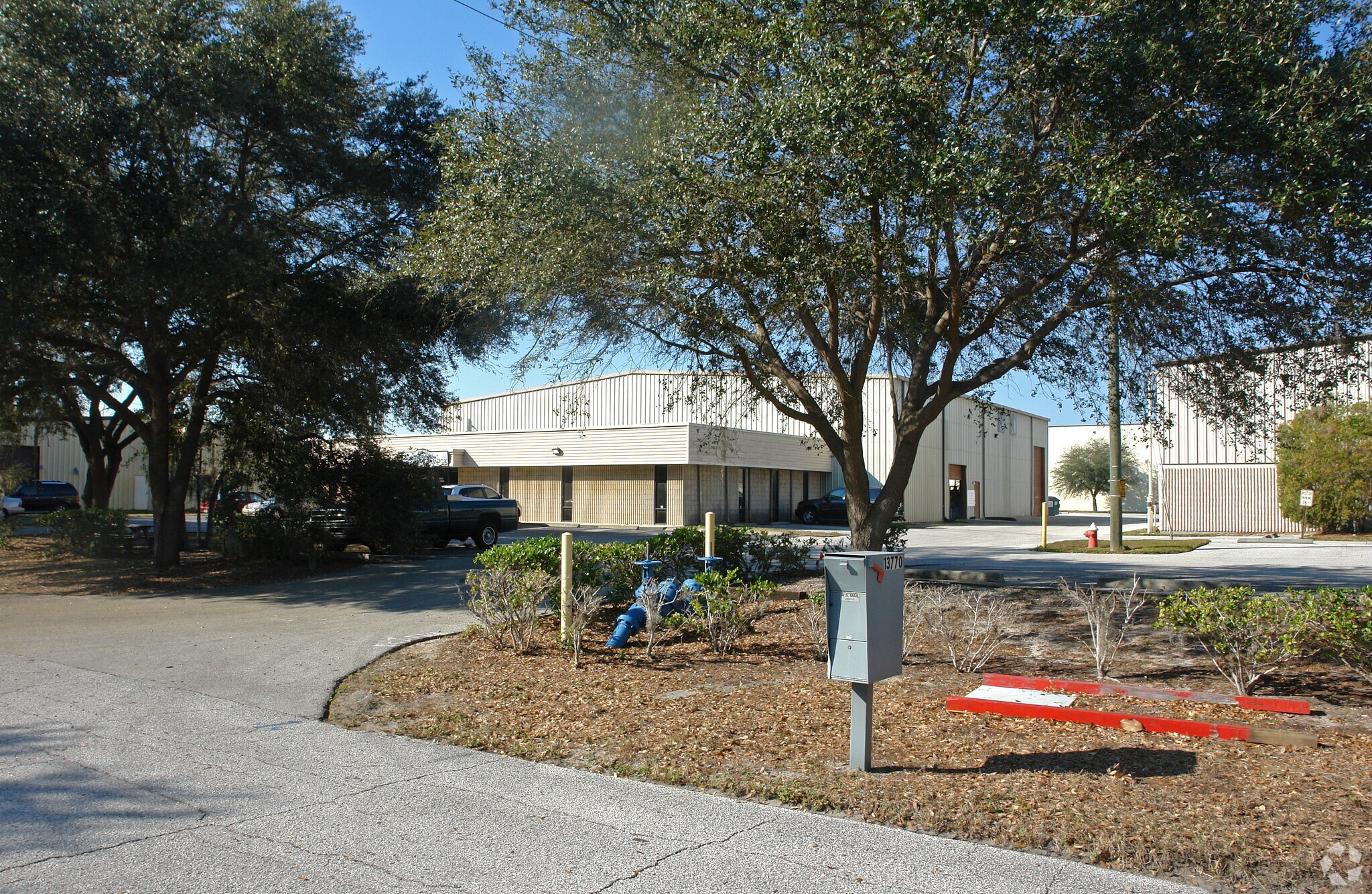 13750 Automobile Blvd, Clearwater, FL for sale Primary Photo- Image 1 of 1