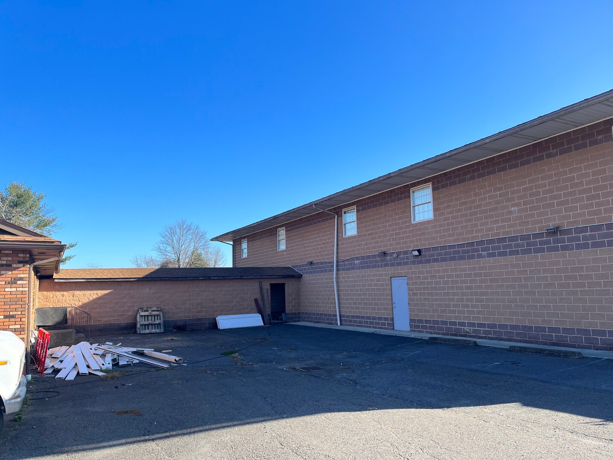 107 N Keyser Ave, Old PA 18518 Specialty for Sale