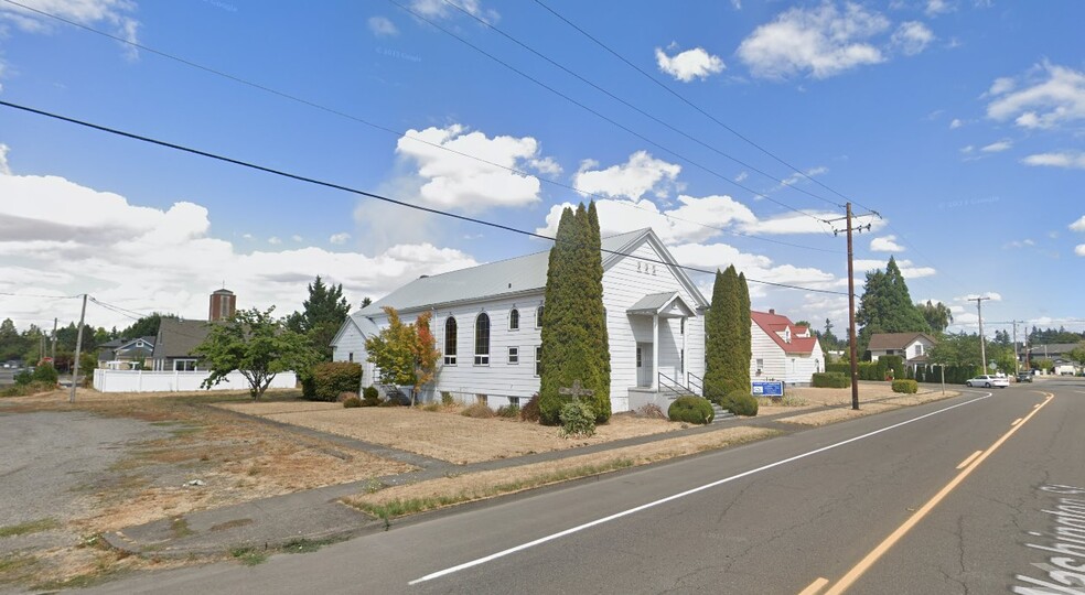 579 E Washington St, Stayton, OR for sale - Primary Photo - Image 1 of 3