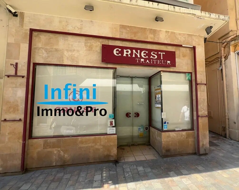 Retail in Cannes for lease Building Photo- Image 1 of 2