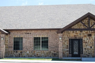 9300 John Hickman Rd, Frisco, TX for lease Interior Photo- Image 2 of 15