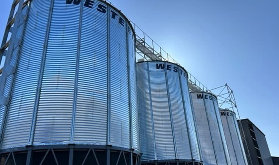 18208 Range Road 2211, Regina, SK for sale - Building Photo - Image 2 of 3