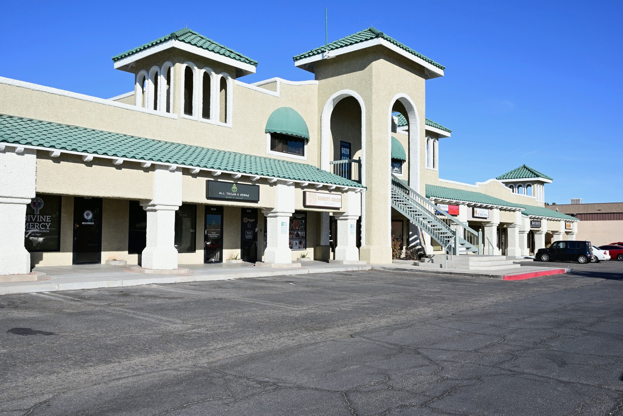 6000-6038 Smoke Ranch Rd, Las Vegas, NV for lease Building Photo- Image 1 of 8